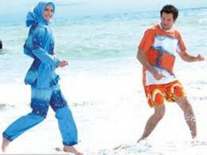 حظر ارتداء المايوه في الكويت